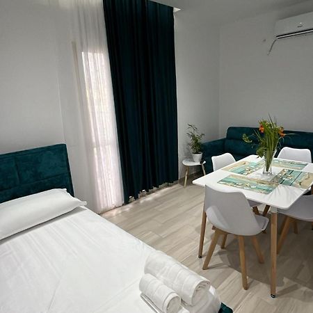 Vila Luani วญอเรอ ภายนอก รูปภาพ
