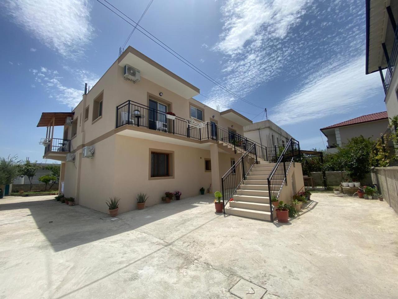 Vila Luani วญอเรอ ภายนอก รูปภาพ